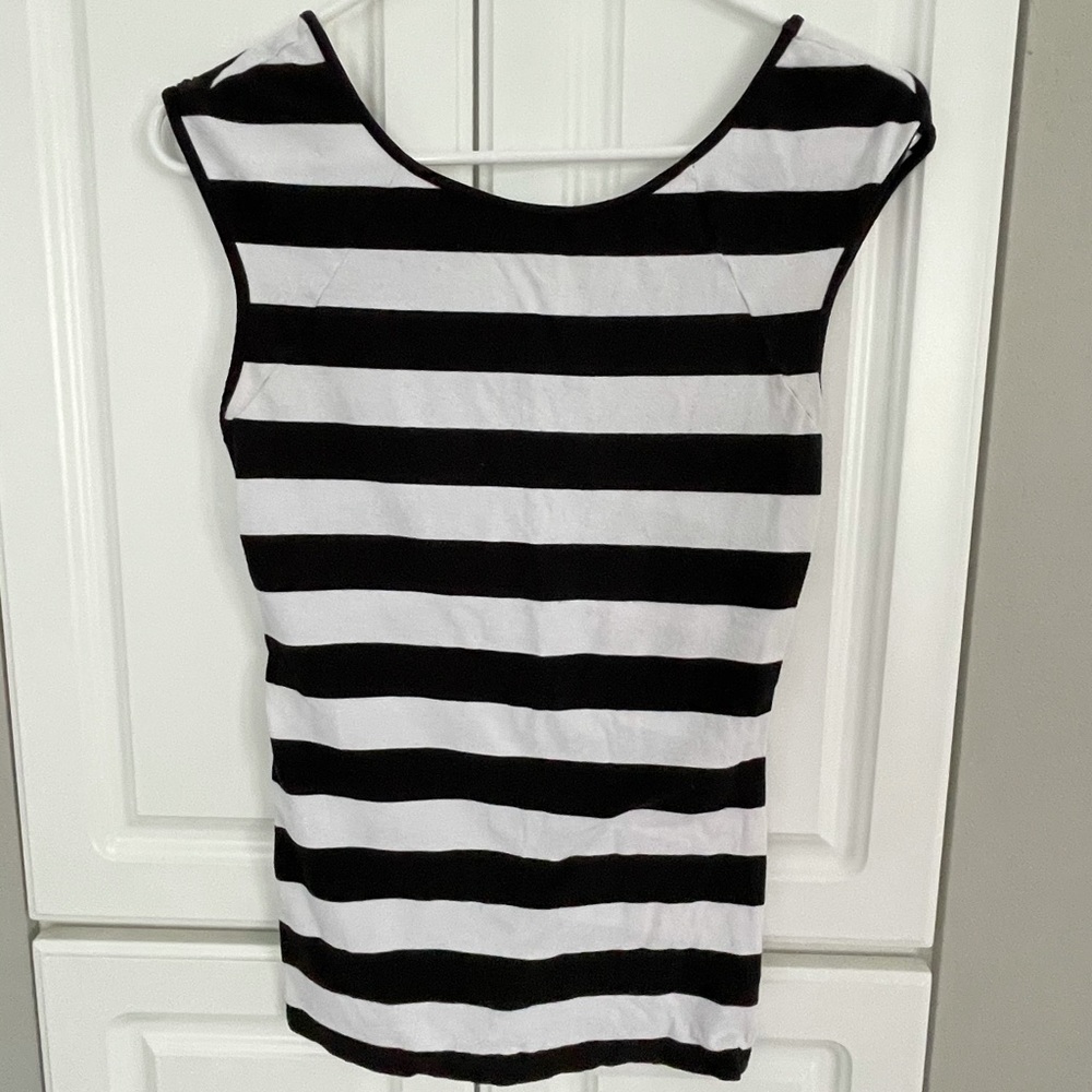 Express brand top